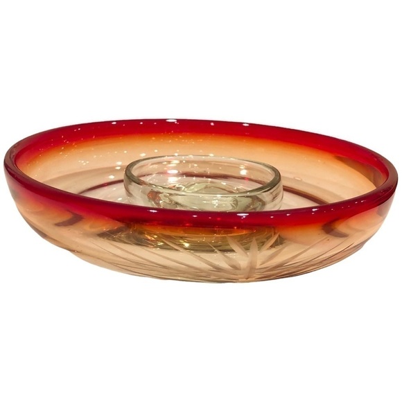 𝅺amberina Mid Century Etched Art Glass Dish - Picture 2 of 4